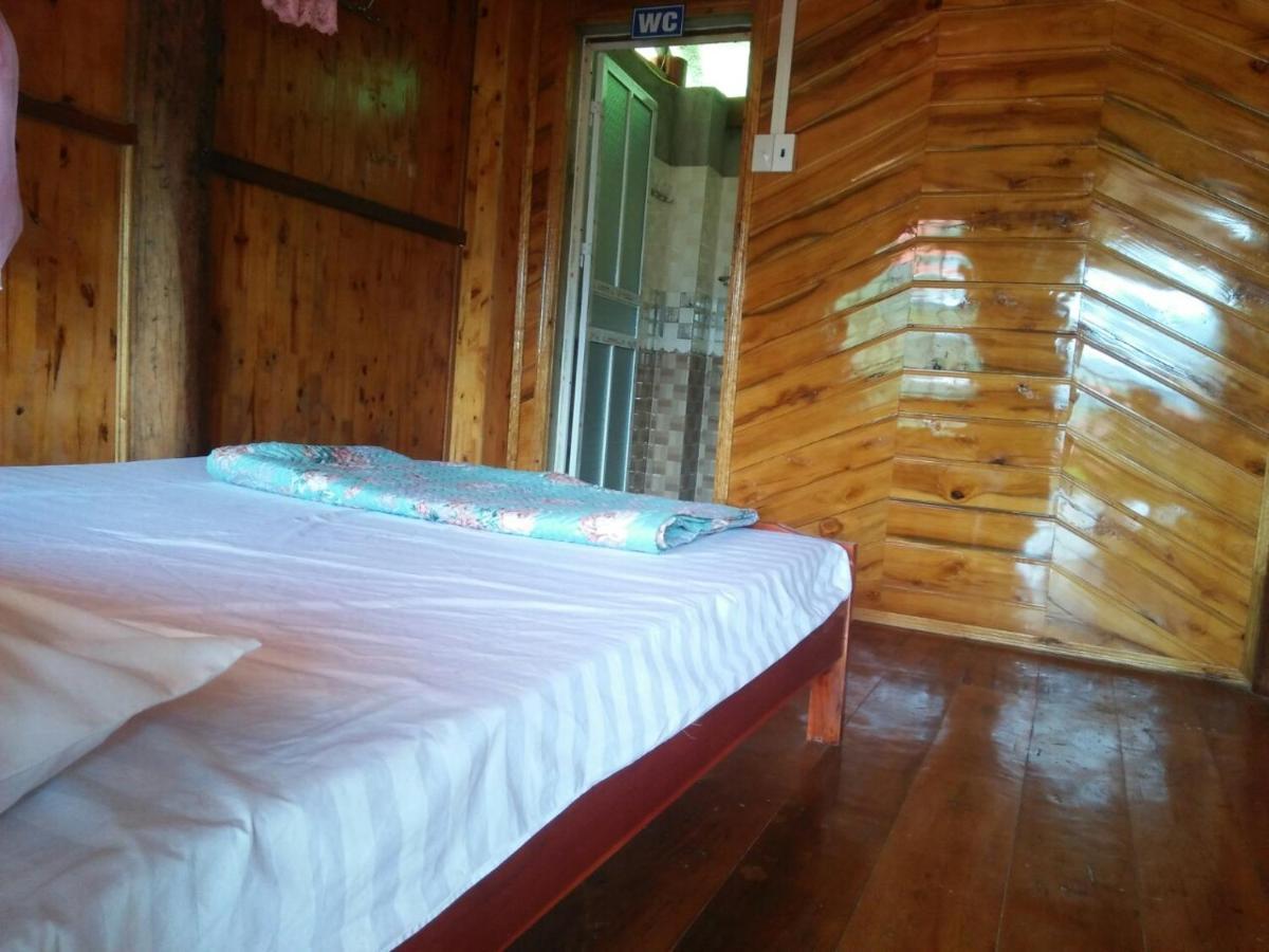 Tran Xuan Homestay Ba Be Village מראה חיצוני תמונה