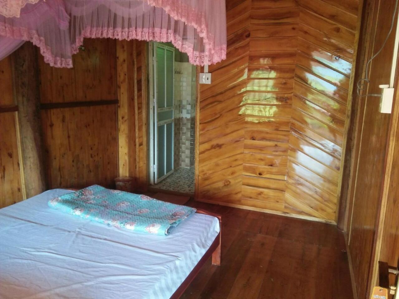 Tran Xuan Homestay Ba Be Village חדר תמונה