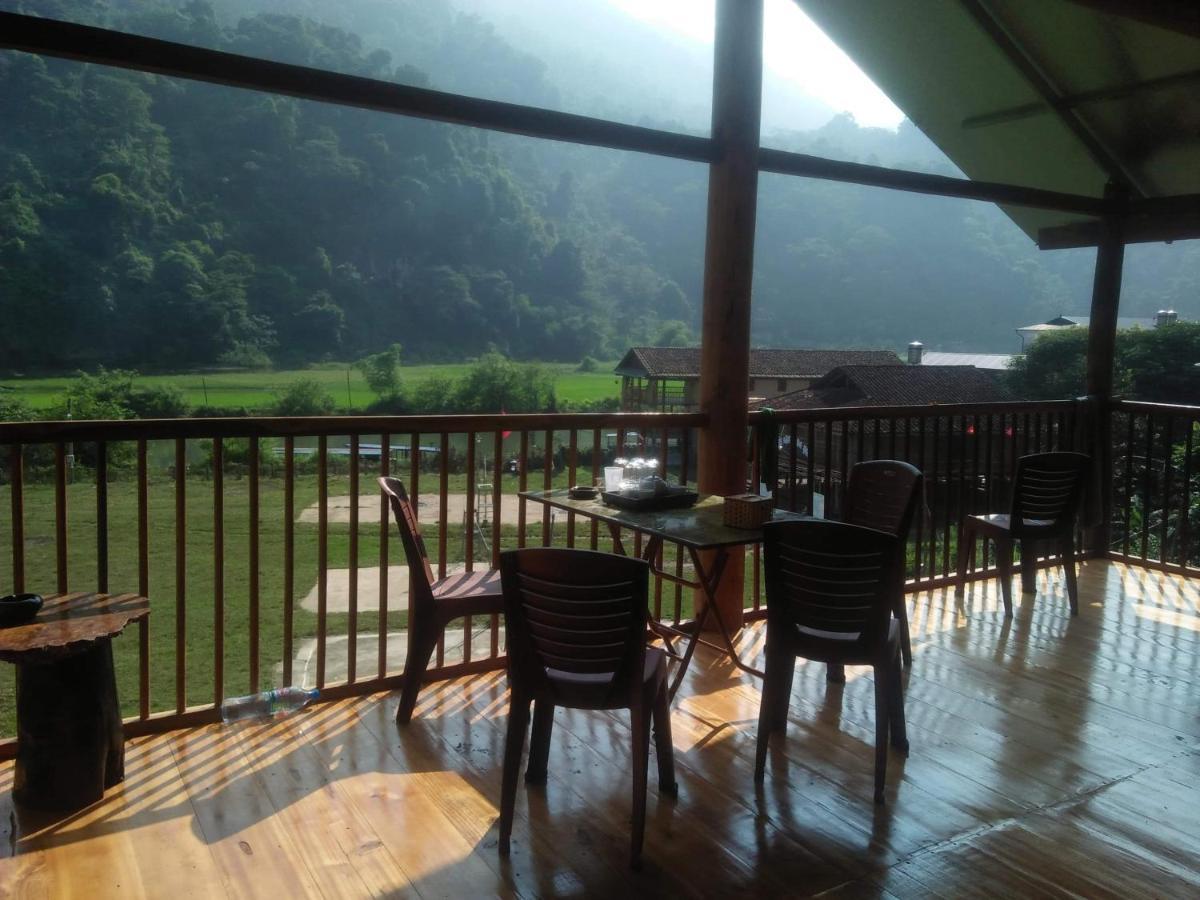 Tran Xuan Homestay Ba Be Village מראה חיצוני תמונה